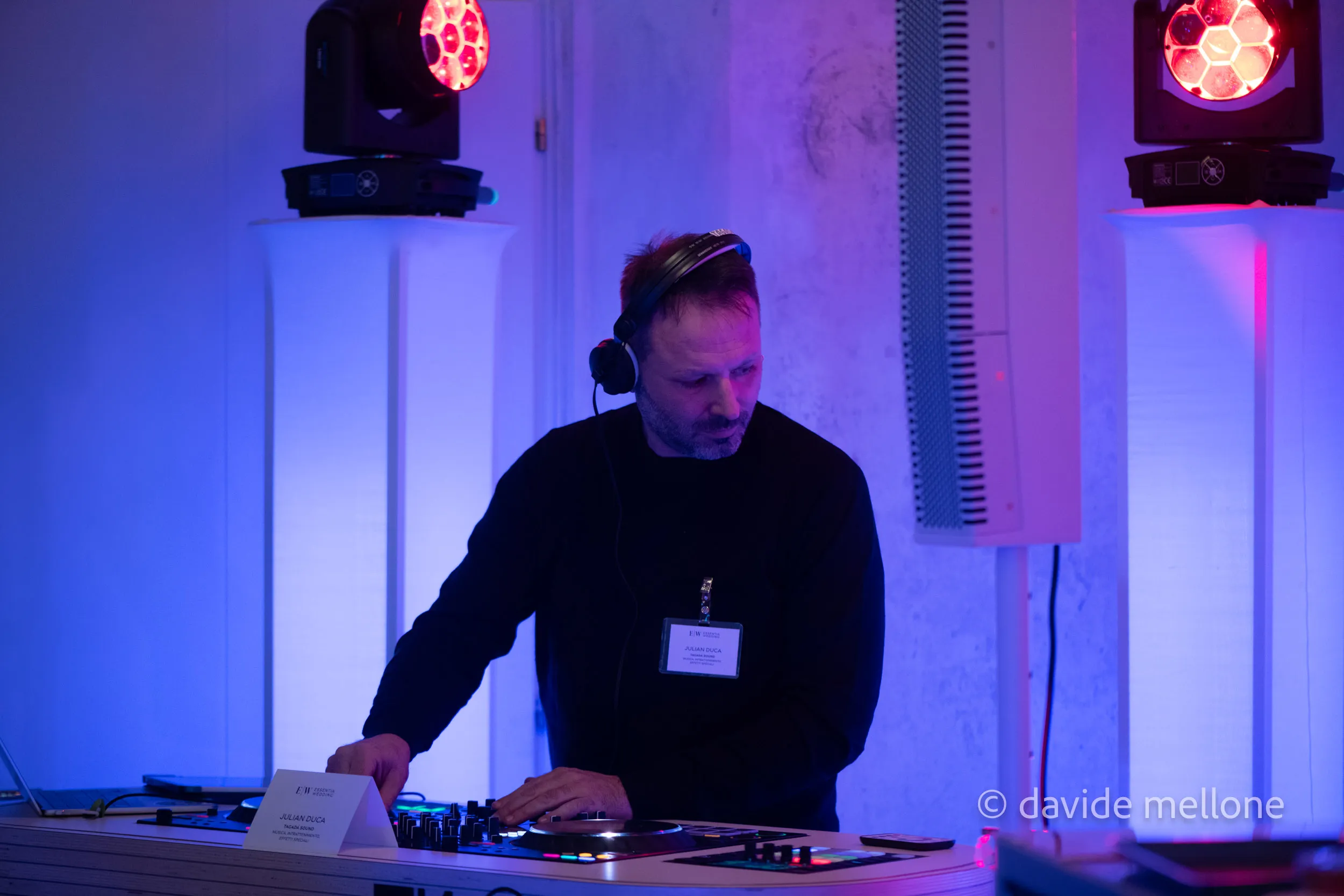 Julian Duca in console